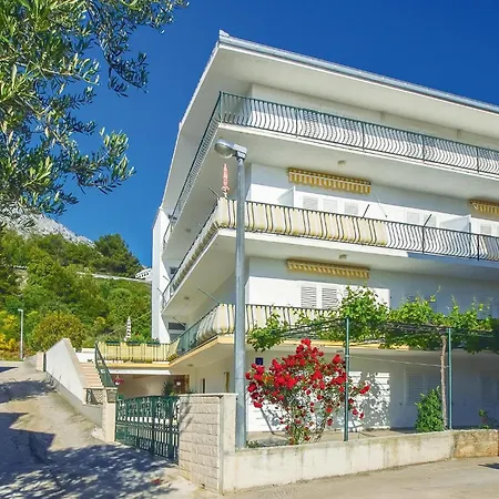 Beautiful In With Wifi Apartment Omis