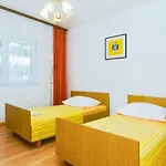Διαμέρισμα Four-bedroom In *