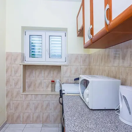 Apartment Four-bedroom In