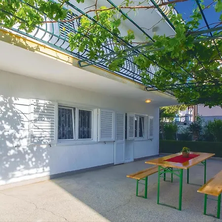 Four-bedroom In Omiš